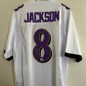 LAMAR JACKSON SIGNED BALTIMORE RAVENS AUTOGRAPHED CUSTOM JERSEY W/COA - XL 917